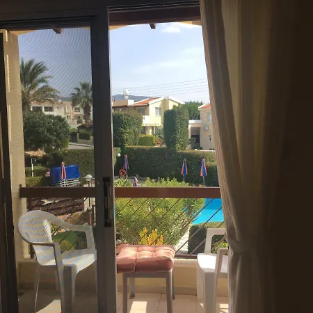 Eva Gardens Corner House With Stunning Garden And Huge Swimming Pool Next To Coral Bay Дом отдыха
