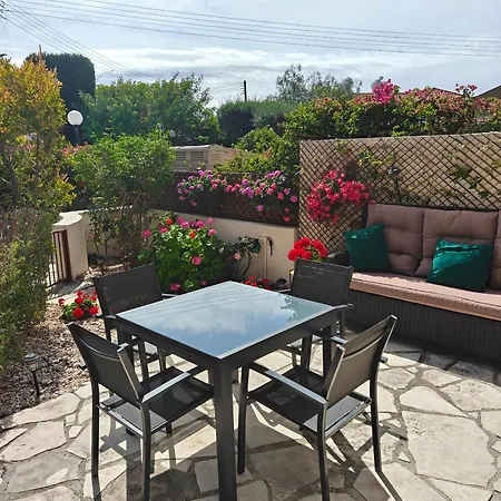 度假居 Eva Gardens Corner House With Pool And Garden Near Coral Bay
