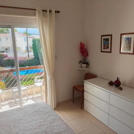 Eva Gardens Corner House With Stunning Garden And Huge Swimming Pool Next To Coral Bay Holiday home *