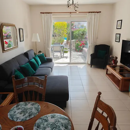 Holiday home Eva Gardens Corner House With Stunning Garden And Huge Swimming Pool Next To Coral Bay Peyia