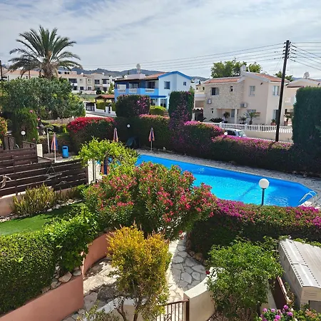 Ferienhaus Eva Gardens Corner House With Pool And Garden Near Coral Bay Peyia