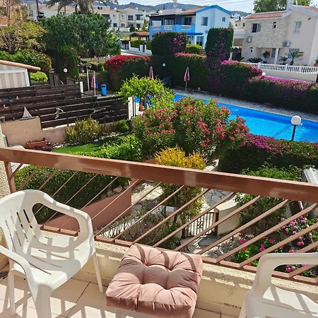 Holiday home Eva Gardens Corner House With Stunning Garden And Huge Swimming Pool Next To Coral Bay Peyia