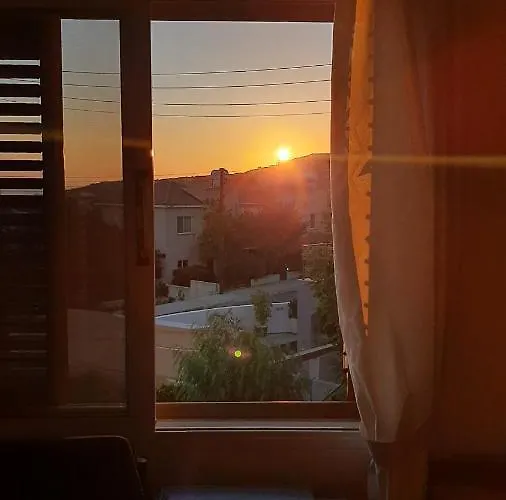 Eva Gardens Corner House With Stunning Garden And Huge Swimming Pool Next To Coral Bay