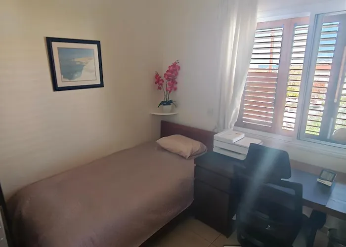 Eva Gardens Corner House With Stunning Garden And Huge Swimming Pool Next To Coral Bay 別荘 ペイヤ