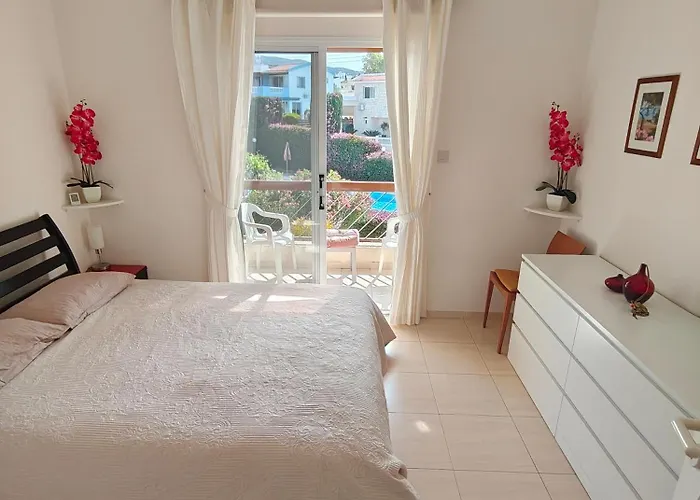 Eva Gardens Corner House With Stunning Garden And Huge Swimming Pool Next To Coral Bay بيت للعطل *